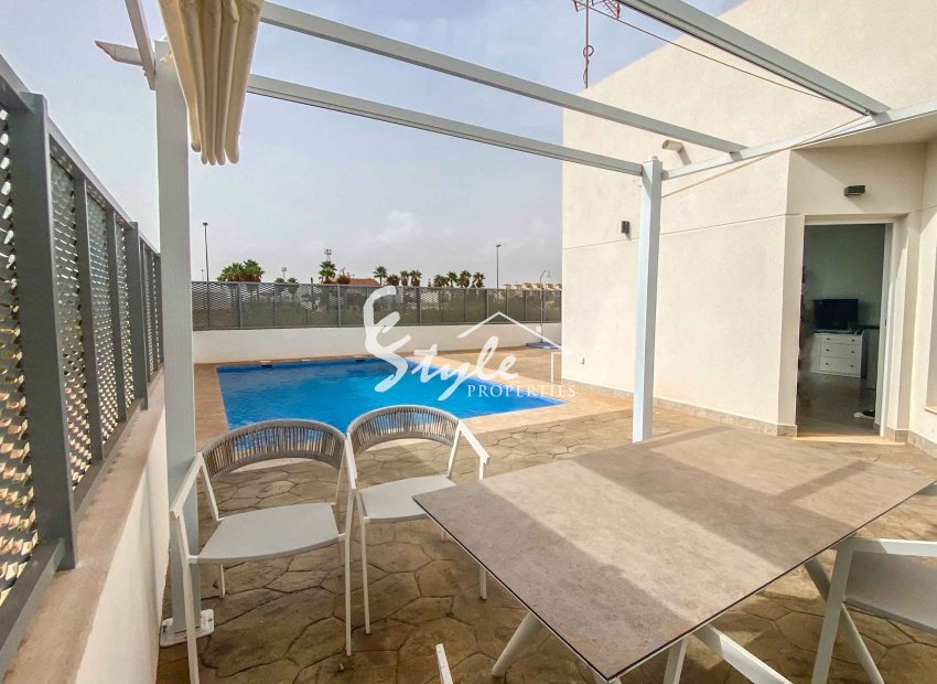 Nuevo - Chalet pareado - Los Alcazares