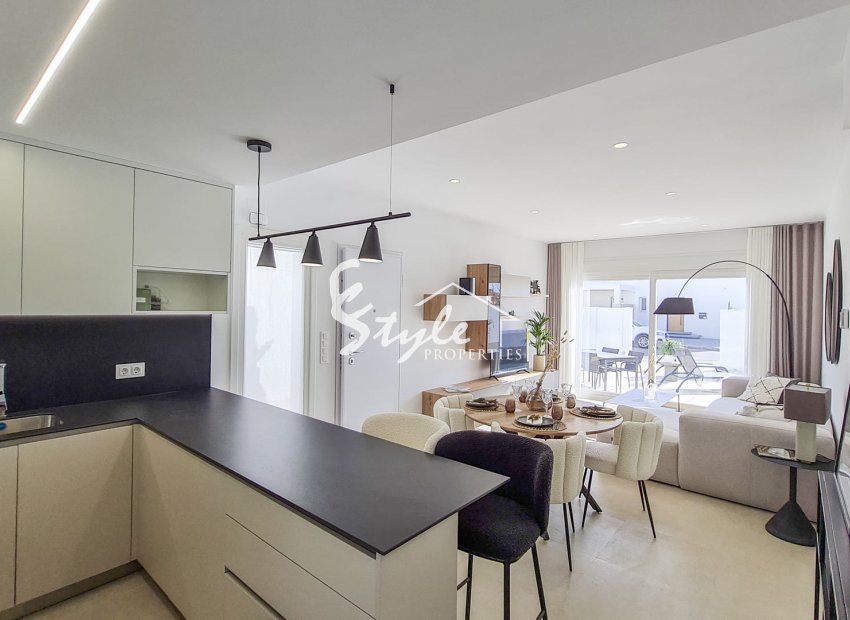 Nuevo - Detached - Las Esperanzas