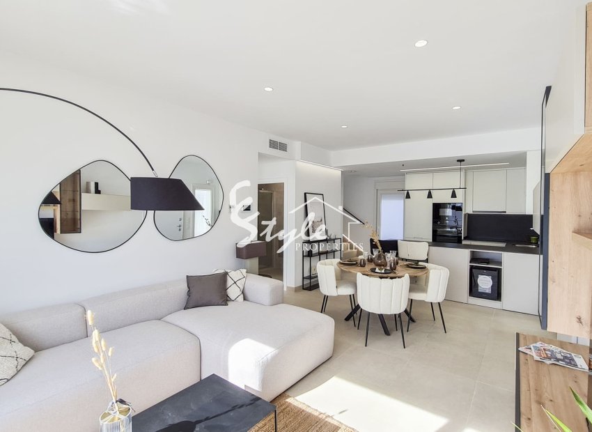 Nuevo - Detached - Las Esperanzas