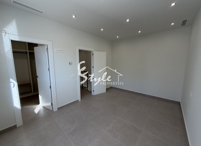 Nuevo - Villa - Alicante - Heredades