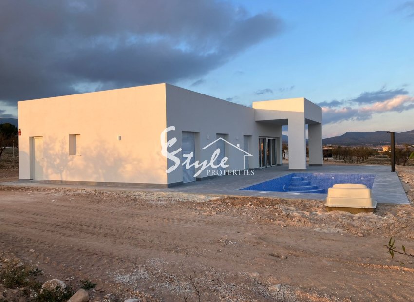 Nuevo - Villa - Alicante - Pinoso