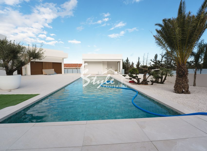 Nuevo - Villa - Benejúzar