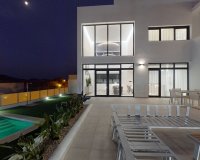 Nuevo - Villa - Benidorm - Alicante