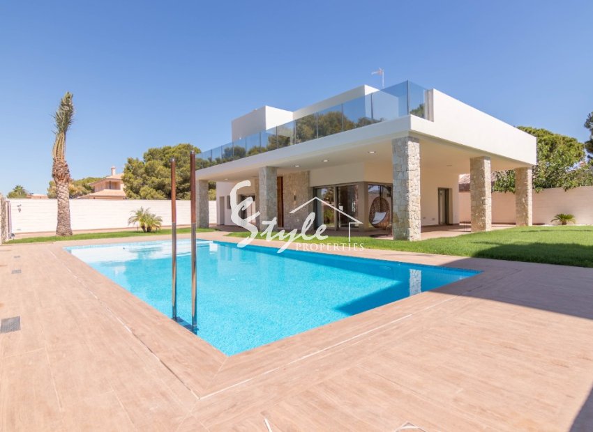 Nuevo - Villa - Campoamor