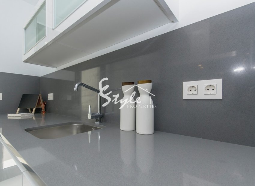 Nuevo - Villa - Entre Naranjos - Vista Bella