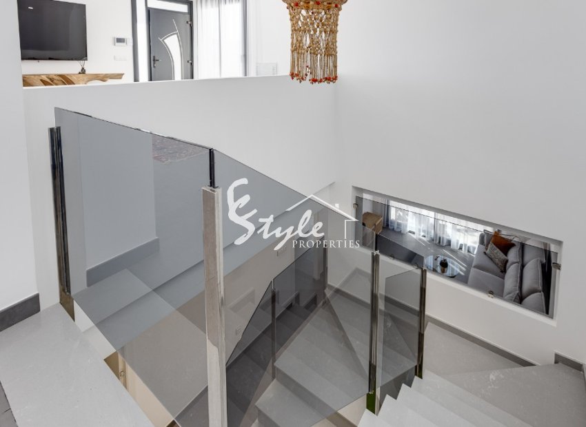 Nuevo - Villa - La Mata