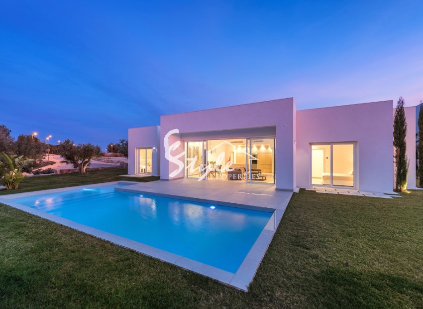 Nuevo - Villa - Las Colinas Golf