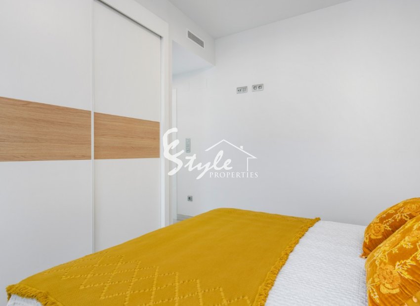 Nuevo - Villa - Los Montesinos - La Herada