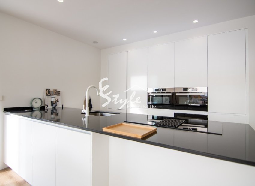 Nuevo - Villa - Los Montesinos - La Herada