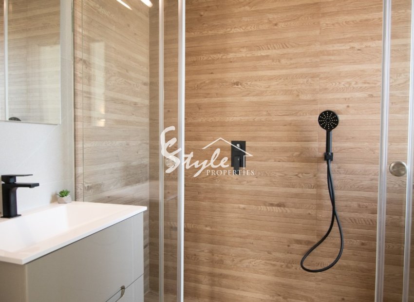 Nuevo - Villa - Los Montesinos - La Herada