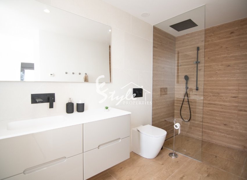 Nuevo - Villa - Los Montesinos - La Herada