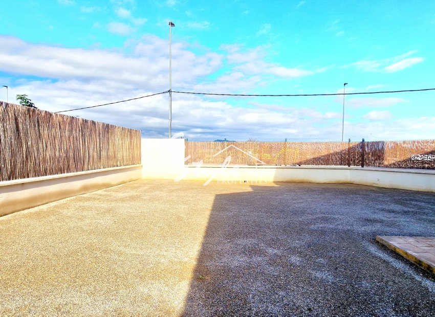 Nuevo - Villa - Murcia - Purias