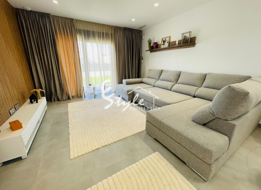 Nuevo - Villa - Torrevieja