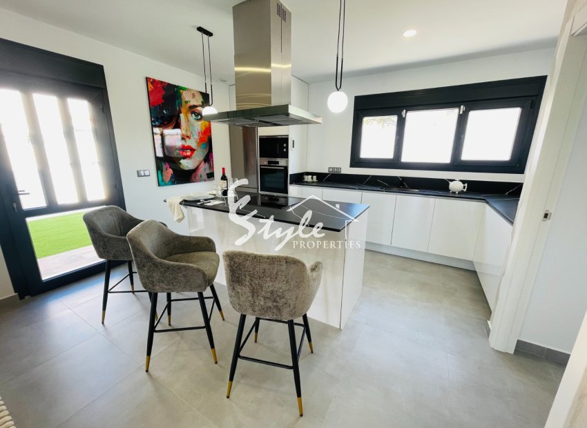 Nuevo - Villa - Torrevieja