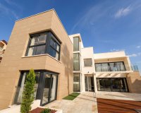 Nuevo - Villa - Torrevieja