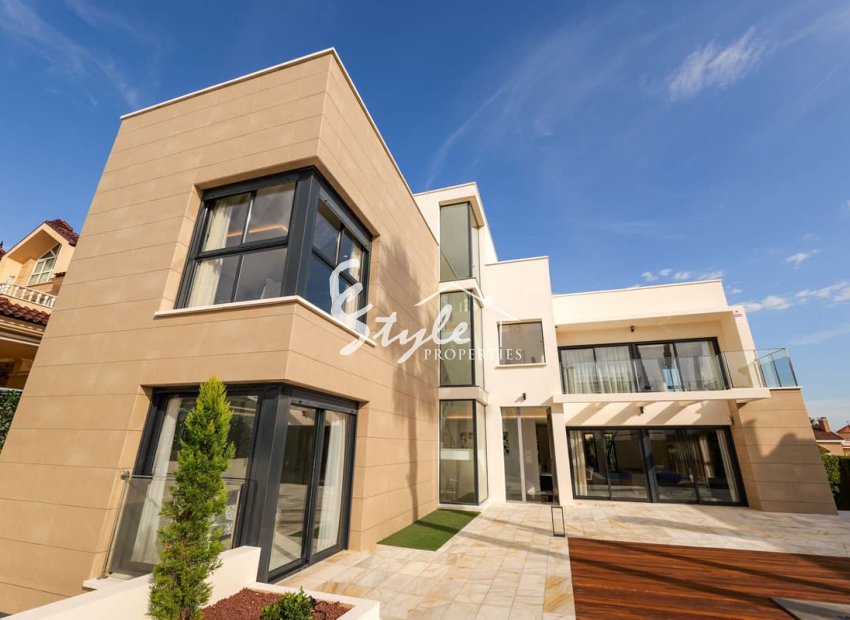 Nuevo - Villa - Torrevieja
