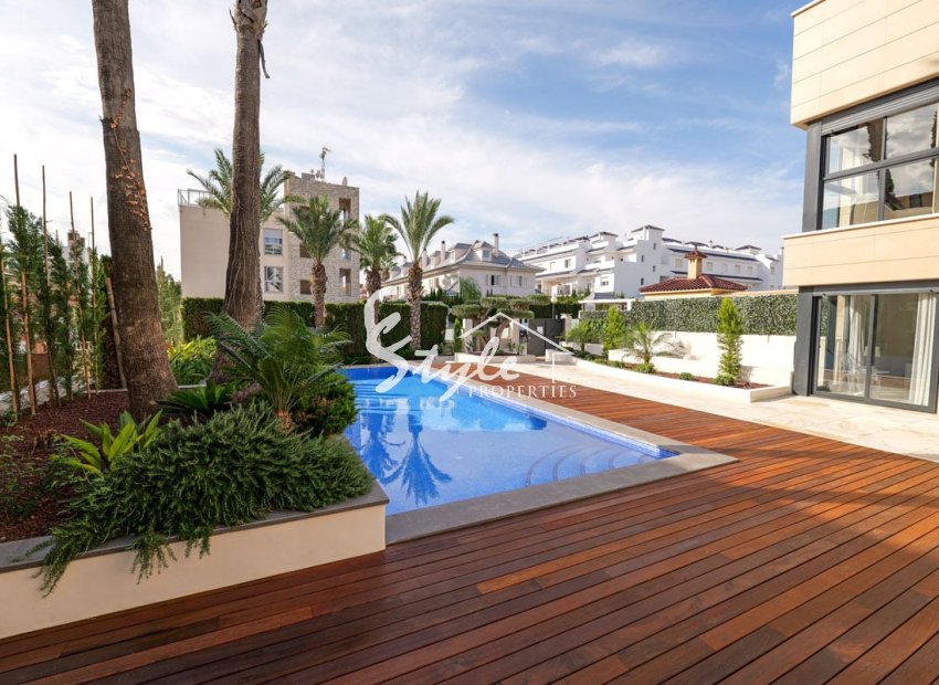 Nuevo - Villa - Torrevieja