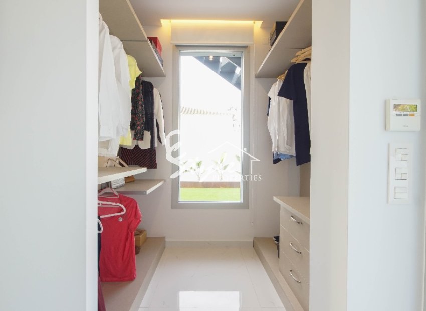 Nuevo - Villa - Torrevieja