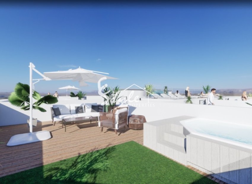 Пентхаусы возле моря в Торревьехе, Коста Бланка, Испания.ON1712_A