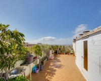 Penthouse in Torrevieja Town Centre with Private Solarium & Sea Views. Costa Blanca, Spain. ID2786