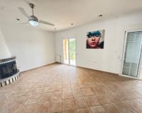 продается дом с бассейном в Сан Мигель де Салинас, Аликанте, Коста Бланка, Испания. ID1934