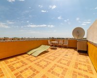 Продается квартира на верхнем этаже с собственным садом в La Cinuelica, Punta Prima, Orihuela Costa. ID1940