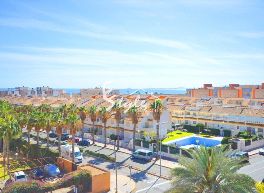 Продается квартира у моря в Aguamarina, Кабо Ройг, Ориуэла Коста, Коста Бланка, Испания.ID2679