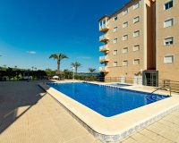 Продается квартира в 200 метрах от моря в Пунта Прима, Коста Бланка, Испания. ID2822