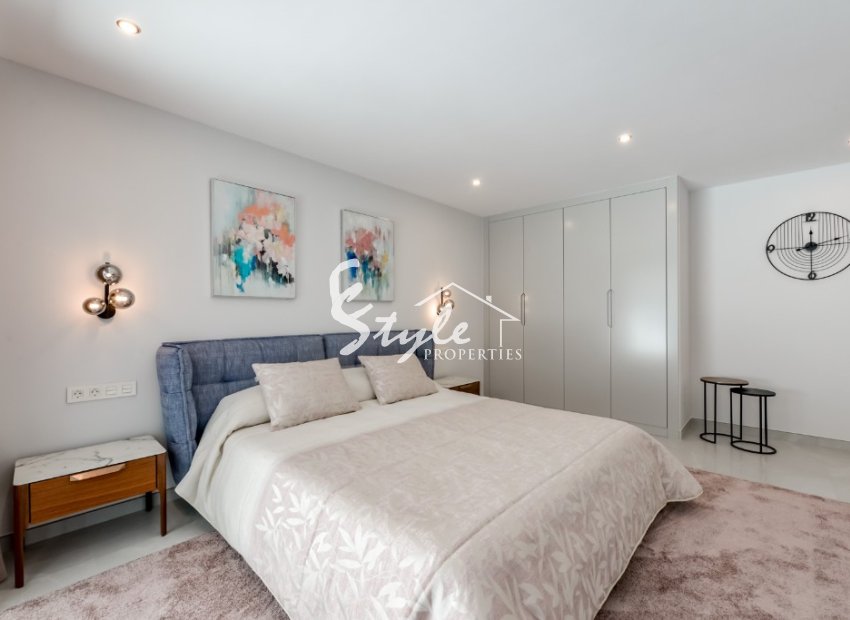 Продается новая роскошная вилла с видом на море в Финестрате, Коста Бланка, Испания. ОN1778