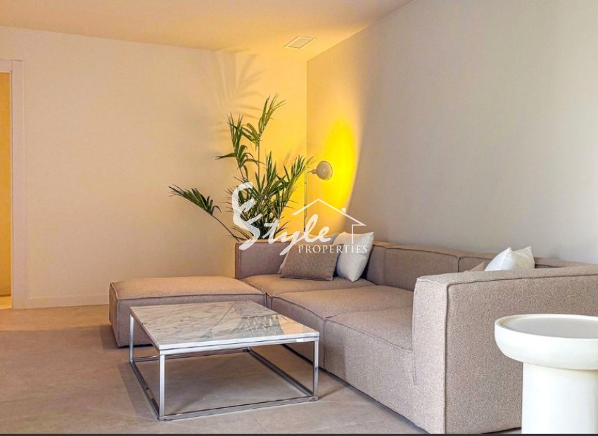 Продается новая вилла в Сьюдад Кесада, Аликанте, Коста Бланка. ОN1900