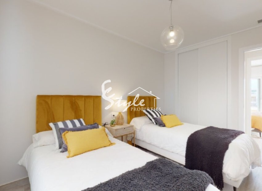 Продается новый таунхаус в Пилар де ла Орадада, Коста Бланка, Испания. ON1872