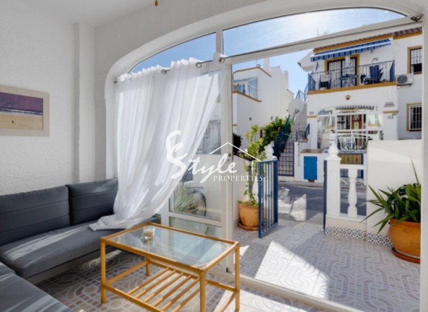 Продается: Светлая квартира-бунгало на первом этаже в Ориуэла Коста, Коста Бланка, ID2742