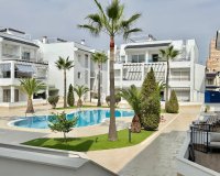 Продается Таунхаус в 200м от моря в La Veleta, Торревьеха, Коста Бланка, Испания. ID2783