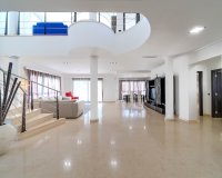 Продается вилла с 5 спальнями в 300 м от пляжа Кабо Ройг, Ориуэла Коста, Коста Бланка, Испания. ID2840