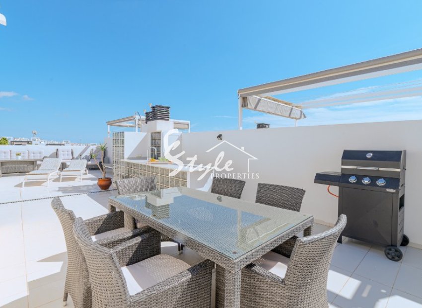 Продаётся современная квартира на верхнем этаже юг и парковкой в ​​Ла Сеньюэла, Пунта Прима, Коста Бланка. ID1985