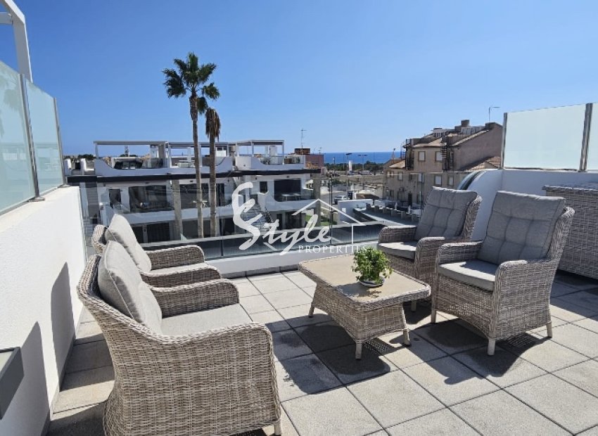 Продаются современные апартаменты в новом комплексе  ¨ Innova Beach¨ , Пунта Прима Коста Бланка, Испания. 