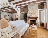 Propiedad única en primera línea en venta en Punta Prima, Costa Blanca Sur, España ID 3747