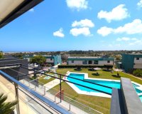 Просторные апартаменты с 2 спальнями в Лос-Долсес, Orihuela Costa — южная ориентация, терраса 38 м², вид на море и бассейн. Villamartin. ID 1456