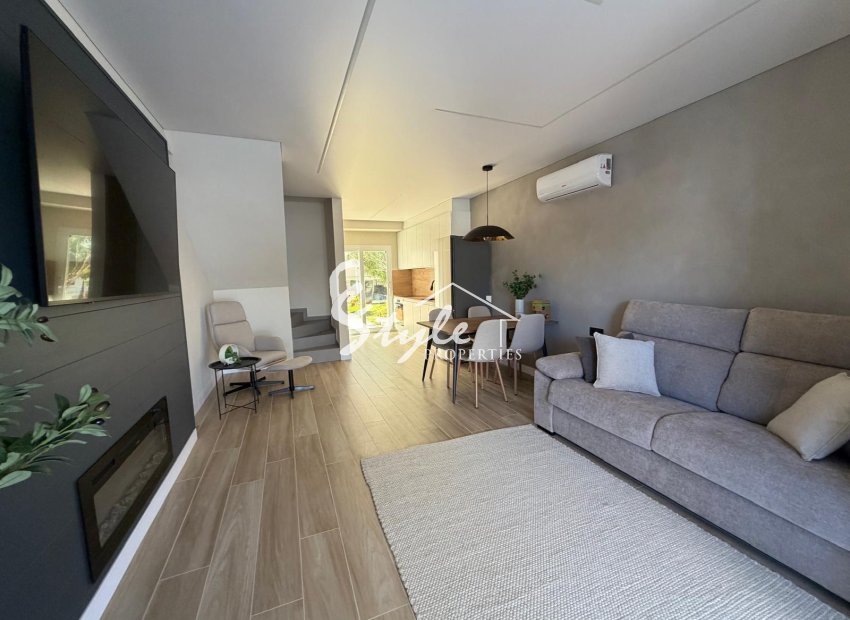 Renovated Duplex for Sale in Nueva Torrevieja – Close to the Beach, Costa Blanca, Spain. ID 2781