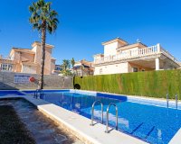 Resale - 2. Townhouse - Punta Prima