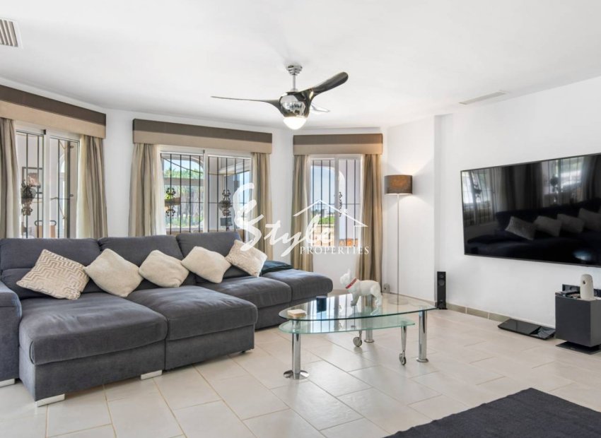 Resale - 5. Finca / Country Property - Catral