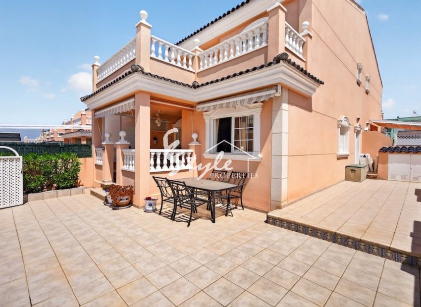 Resale - Adosado - Alicante - Novamar