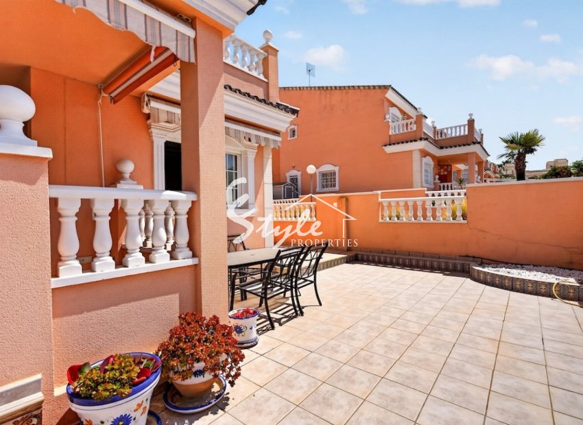 Resale - Adosado - Alicante - Novamar