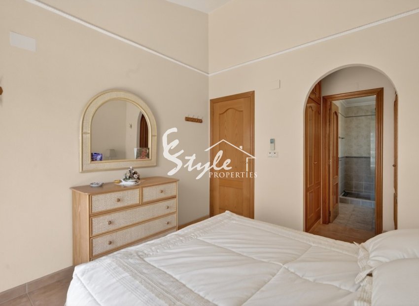 Resale - Adosado - Alicante - Novamar