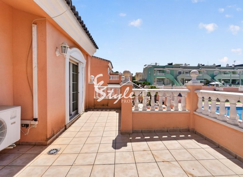 Resale - Adosado - Alicante - Novamar