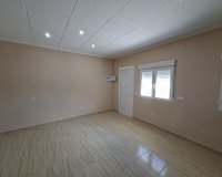Resale - Adosado - La Marina