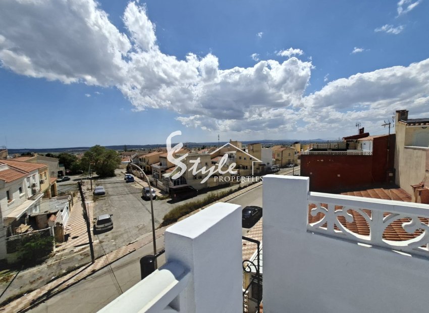 Resale - Adosado - La Marina