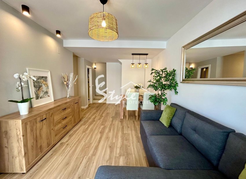 Resale - Adosado - Orihuela-Costa - Urbanización Perla del Mar