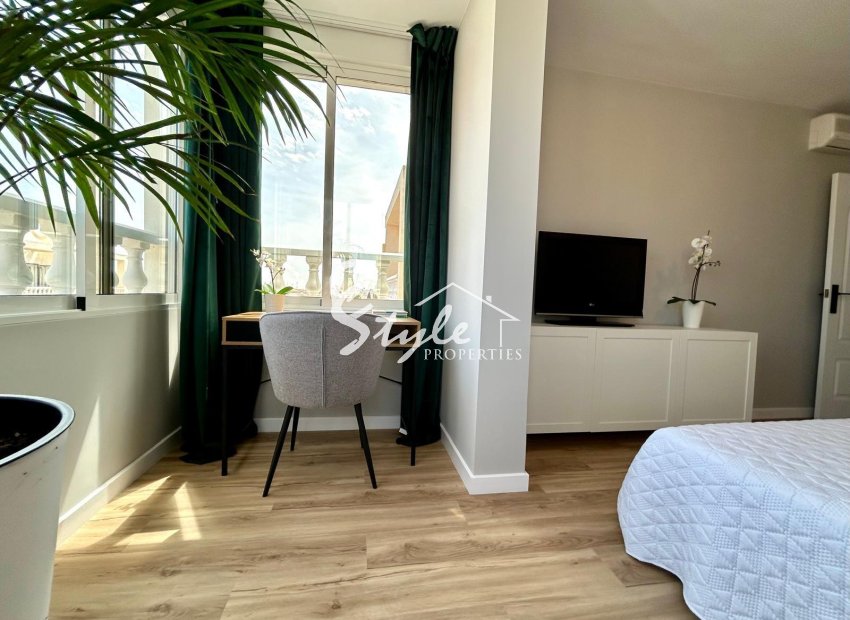 Resale - Adosado - Orihuela-Costa - Urbanización Perla del Mar