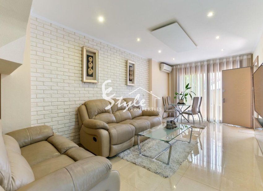 Resale - Adosado - Torrevieja - Aguas Nuevas